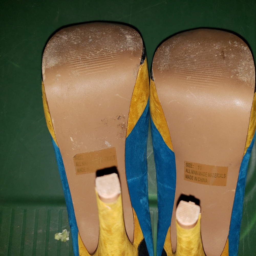 Shoe - Picture 6 of 8